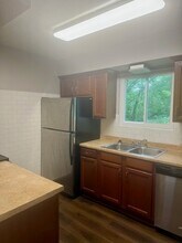 5304 Edmondson Pike in Nashville, TN - Building Photo - Building Photo