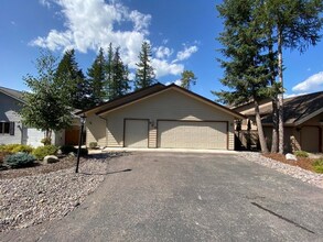 562 St Andrews Dr in Columbia Falls, MT - Building Photo - Building Photo