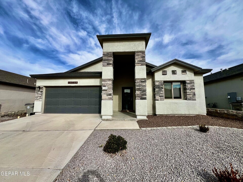 14729 Tierra Fortaleza Ave in El Paso, TX - Building Photo