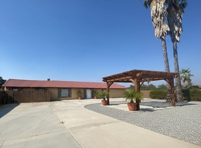 property at 27630 Baroni Rd