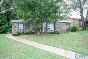 104 Westscott Dr in Madison, AL - Building Photo