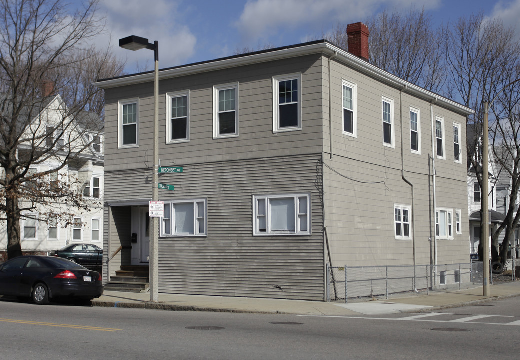 304 Neponset Ave in Boston, MA - Building Photo