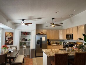 457 Chablis Ct in Bullhead City, AZ - Building Photo - Building Photo