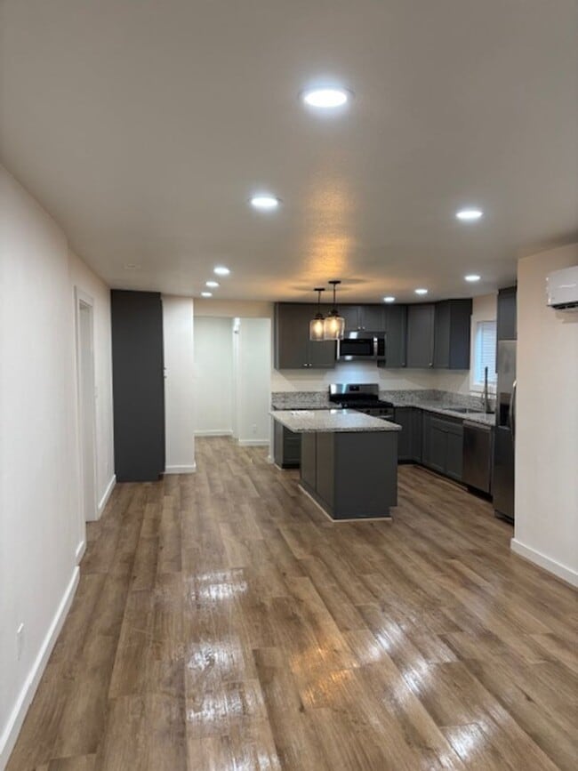 271 E 8th St in Chico, CA - Building Photo - Building Photo