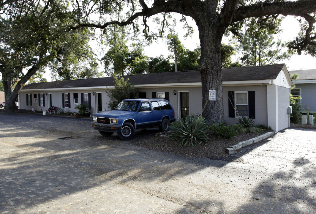 34-38 Sc-90 Hwy E in Little River, SC - Building Photo