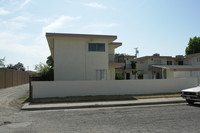 1680-1690 Ellen Ave in Merced, CA - Building Photo - Building Photo