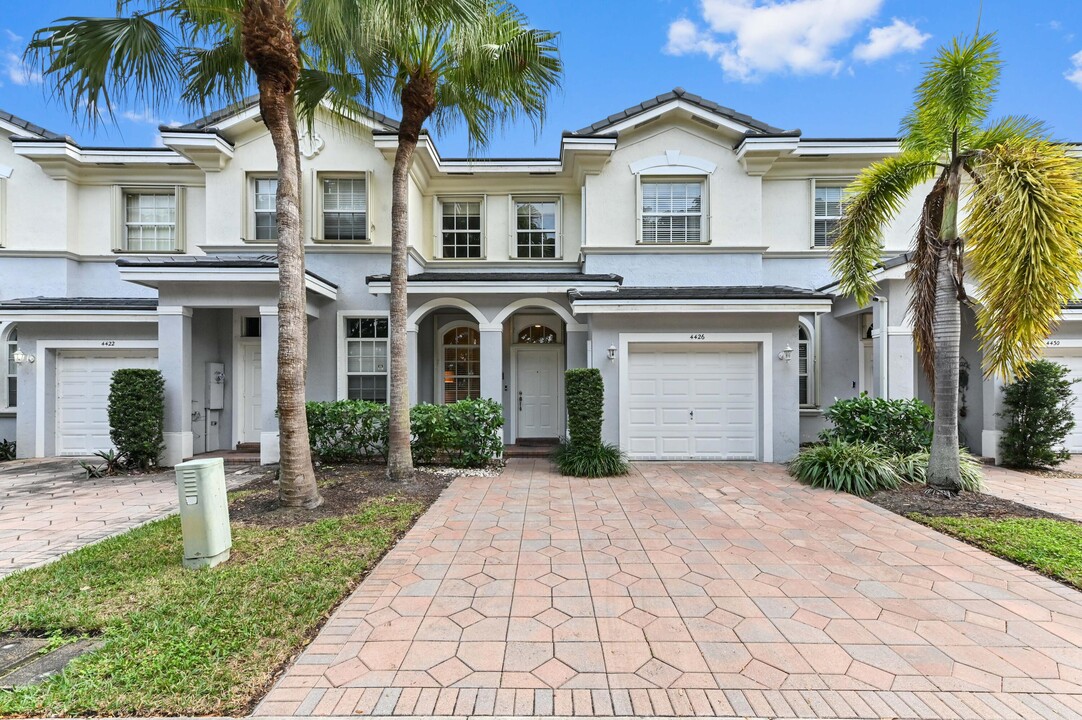 4426 Regal Ct in Delray Beach, FL - Building Photo