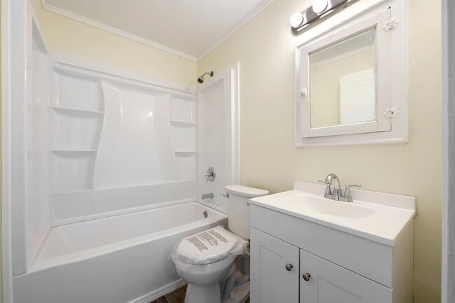 3799 E 114th St, Unit 1 DN in Cleveland, OH - Building Photo - Building Photo