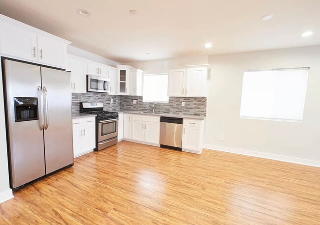 4838 W 18th St, Unit 4838 in Los Angeles, CA - Foto de edificio - Building Photo