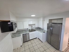 6748 N 44th Ave, Unit 1 in Glendale, AZ - Foto de edificio - Building Photo