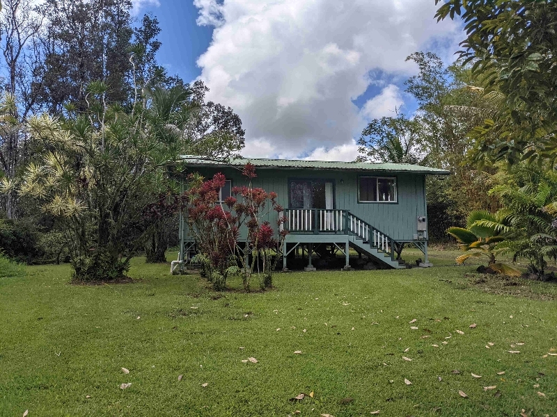 16-1724-1724 38th Ave in Keaau, HI - Building Photo