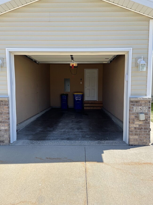 152 Alydar Dr, Unit 152 Alydar Drive in North Liberty, IA - Building Photo - Building Photo