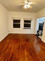 2025 Cheremoya Ave in Los Angeles, CA - Building Photo