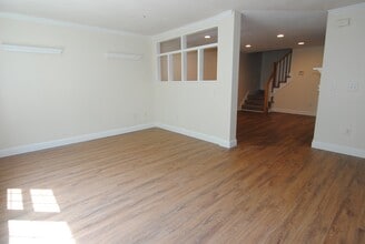 1 Maple Ridge Dr in Merrimack, NH - Building Photo - Building Photo
