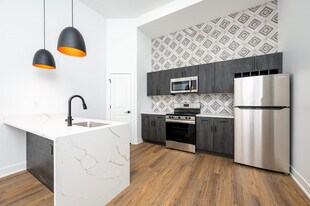 Residence on Penn in Indianapolis, IN - Building Photo