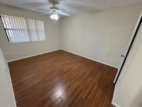 10500 SW 155th Ct in Miami, FL - Building Photo - Building Photo