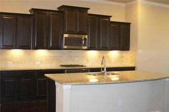 3701 Hermann St in Round Rock, TX - Foto de edificio - Building Photo