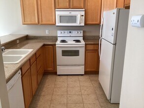 12313 W 9th Ave in Airway Heights, WA - Building Photo - Building Photo