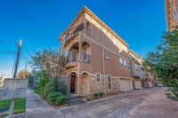 912 W 25th St in Houston, TX - Building Photo - Building Photo