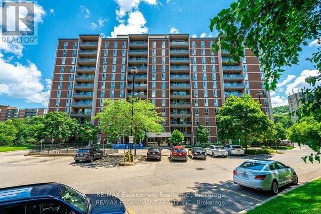 property at 1964 Main St W