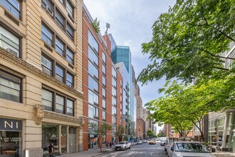 151 W 17th St in New York, NY - Building Photo - Building Photo
