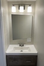 24 Crown St, Unit 3 in Worcester, MA - Building Photo - Building Photo