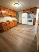 64 Seaver St, Unit Seaver #2 in Stoughton, MA - Building Photo