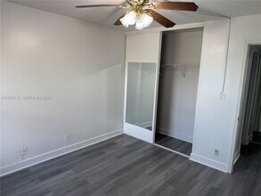 405 S Pine Island Rd in Plantation, FL - Building Photo - Building Photo