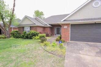 3606 SE 8th St in Bentonville, AR - Building Photo - Building Photo