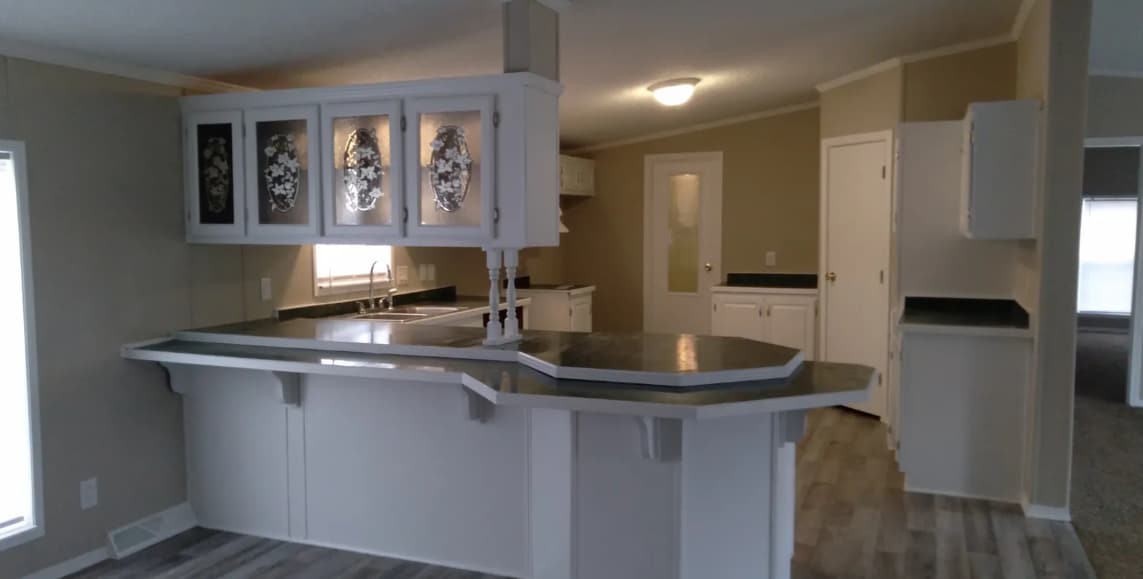 9622 Cape Cod Dr in Fair Haven, MI - Building Photo