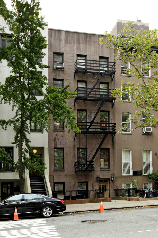 336 E 30th St in New York, NY - Foto de edificio - Building Photo