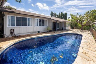5112 Maunalani Cir in Honolulu, HI - Building Photo - Building Photo