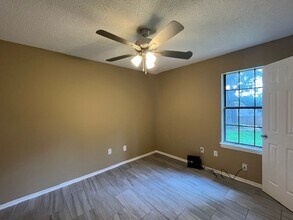 5009 Fleetwood Dr in Horn Lake, MS - Building Photo - Building Photo