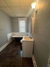 34 Dewitt St-Unit -34 DEWITT ST. 2ND FLOOR in Amsterdam, NY - Building Photo - Building Photo