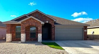 2018 Kenwood Ave in Lubbock, TX - Building Photo