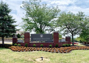 Bridgewater Crossing in Hamilton, OH - Building Photo