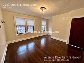 2633 Russell Blvd in St. Louis, MO - Building Photo - Building Photo