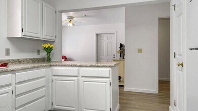 29 Starflower Ln in Brunswick, ME - Building Photo - Building Photo