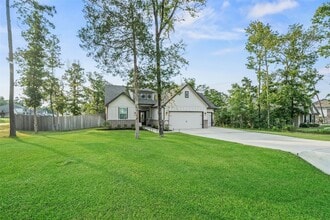 18203 Samie Nell Ct in Willis, TX - Building Photo - Building Photo