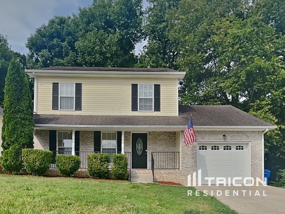 2712 Arthurs Ct in Clarksville, TN - Building Photo