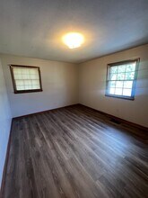402 Parrish St in Martin, TN - Building Photo - Building Photo