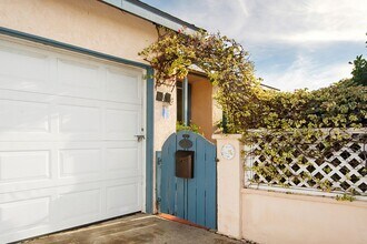 1921 Rowan St in San Diego, CA - Building Photo - Building Photo