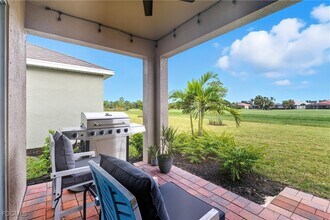 20276 Camino Torcido Lp in North Fort Myers, FL - Building Photo - Building Photo