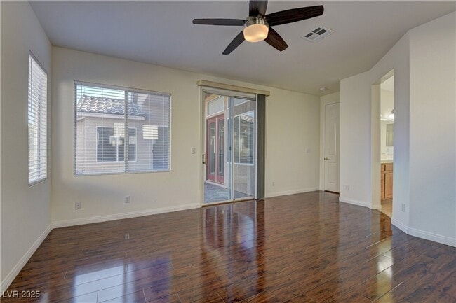 10650 Alpine Frost Ct in Las Vegas, NV - Building Photo - Building Photo