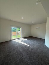 28 Marineris Cir in Martinsburg, WV - Building Photo - Building Photo