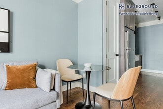 187 Kent Ave in Brooklyn, NY - Foto de edificio - Building Photo