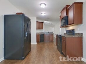 2322 Oyster Bay Ave in Texas City, TX - Foto de edificio - Building Photo