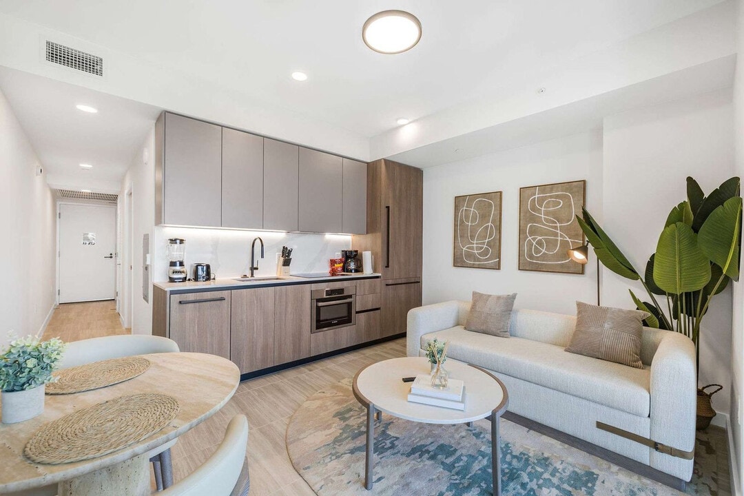 580 72nd St in Miami Beach, FL - Foto de edificio