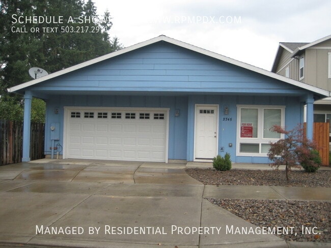 property at 2745 28th Pl