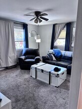 60 Kilby St, Unit 2 in Manchester, NH - Building Photo - Building Photo